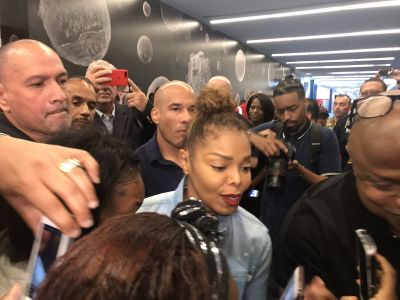 jj_HoustonHarveyCenter_lucyrinconb.jpg