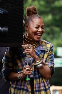 jj_HarlemWeek_2018_1_copy.jpg