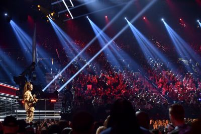 jj_2018BBMAS_BillboardAwards_HQ_JanetJackson_IconAward_9.jpg
