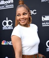 jj_2018BBMAS_BillboardAwards_HQ_JanetJackson16.jpg