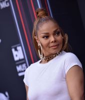 jj_2018BBMAS_BillboardAwards_HQ_JanetJackson29.jpg