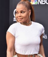 jj_2018BBMAS_BillboardAwards_HQ_JanetJackson6.jpg
