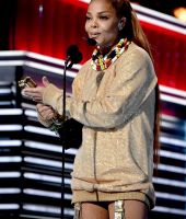 jj_2018BBMAS_BillboardAwards_HQ_JanetJackson_IconAward_11.jpg