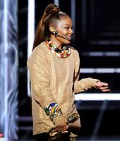 jj_2018BBMAS_BillboardAwards_HQ_JanetJackson_IconAward_12.jpg