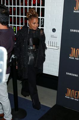 jj_JanetJacksonDaddyYankee_MadeForNowReleaseParty_Samsung_NYC_16.jpg