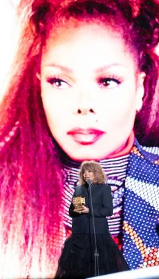 2018_Janet_MAMA_HongKong_10.jpeg