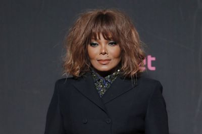 2018_Janet_MAMA_HongKong_3.jpg