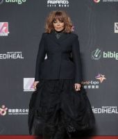 2018_Janet_MAMA_HongKong_1.jpg
