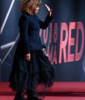 2018_Janet_MAMA_HongKong_7.jpg