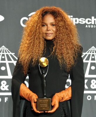 jj_JANET_RockHallOfFame2019_30.jpg