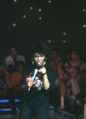 1982_AmericanBandstand_05.jpg