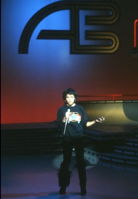 1982_AmericanBandstand_052.jpg
