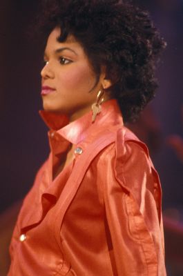 1983_SolidGold2.jpg