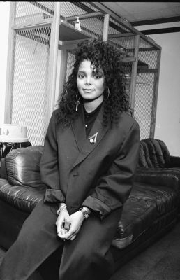 1987_NYC_Control_backstage_04.jpg