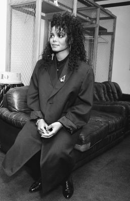 1987_NYC_Control_backstage_09.jpg