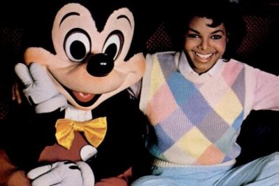 1983_-_Walt_Disney_World_2.jpg