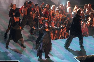 2000_VMA_0010.jpg