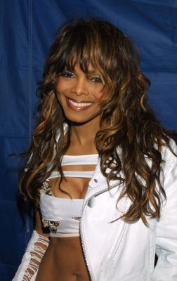 2001_MTVicon_live_backstage_04.jpg