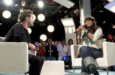 jj_MuchMoreMusic04_17.jpg