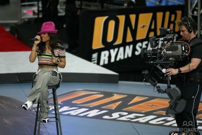 jj_OnAirRyanS04_54.jpg