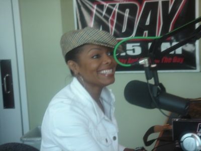 K-DAY-Radio-2006-janet-jackson-18985102-661-496.jpg