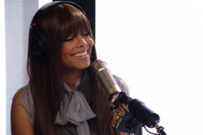 2007_RyanSeacrestRadioShow_03.jpg