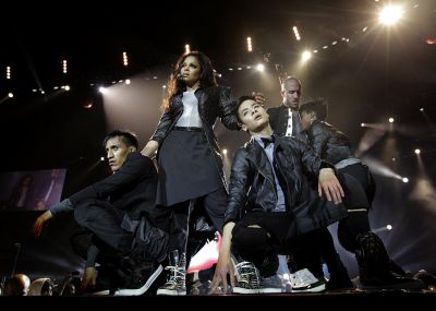 jj_JingleBellBall_22.jpg