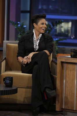 jj_JANET_JayLeno_nov2010_4.jpg