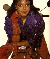 janet_DreamStreetPromo_10.jpg