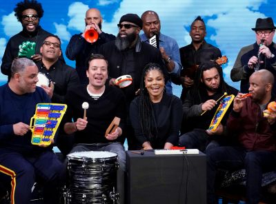JanetJimmyFallon2020_05.jpg