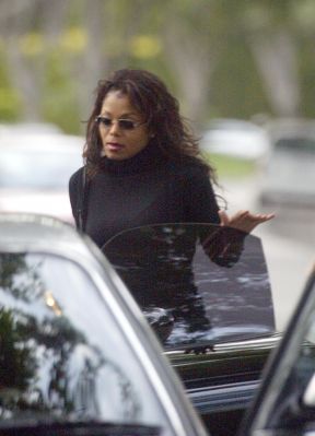 janet_NewHomeBV_01.jpg