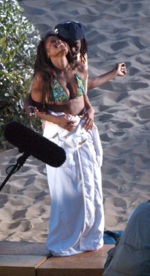 janet_beenieman_Onset015.jpg
