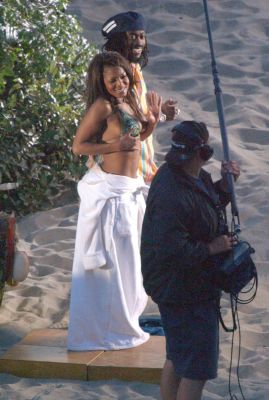 janet_beenieman_Onset017.jpg