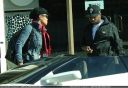 Beverly_Hills_Candids_Dec_24_2006_28429.jpg