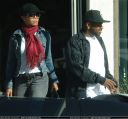 Beverly_Hills_Candids_Dec_24_2006_28529.jpg