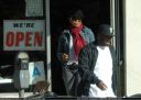 Beverly_Hills_Candids_Dec_24_2006_28629.jpg
