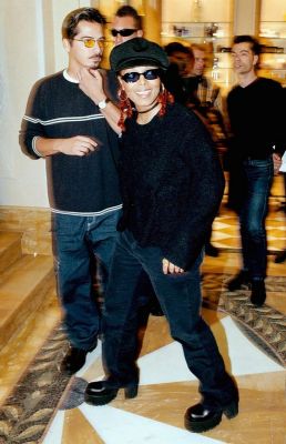 Gianni_Versace_fashion_house_s_showroom_in_Milan.jpg