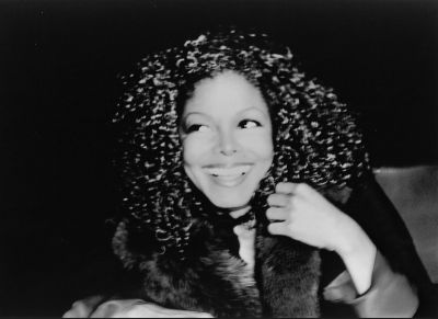 janet_TVR_EllenVonUnwerth_SET2_96.jpg