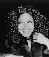 janet_TVR_EllenVonUnwerth_SET2_96.jpg