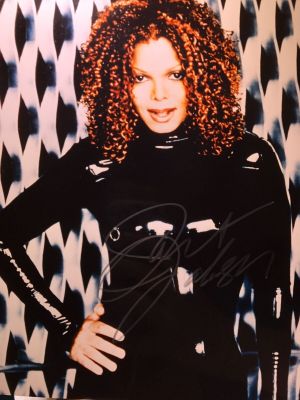 Janet-Jackson-Autographed-Authentic-Signed-8X10-Photo-w.jpg