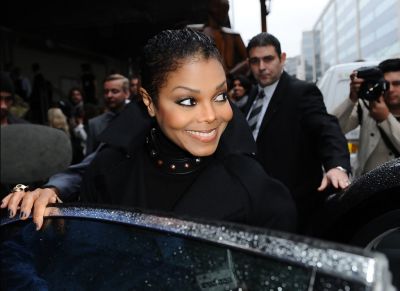 Janet2BJackson2BParis2BFashion2BWeek2BSpring2BSummer2BSww41mkmSxIx.jpg