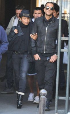 2010_ShoppinginParis_3.jpg