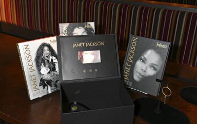 Janet_2021_HardRockLondon_Expo__0002.jpg