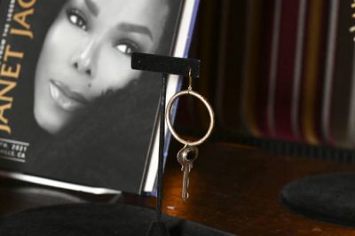 Janet_2021_HardRockLondon_Expo__0005.jpg