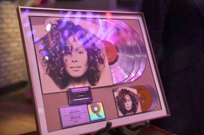 Janet_2021_HardRockLondon_Expo__0028.jpg