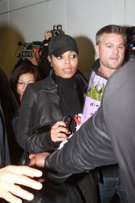 Janet2BJackson2BJanet2BJackson2BHong2BKong2BInternational2BiLTo3L9-McAx.jpg