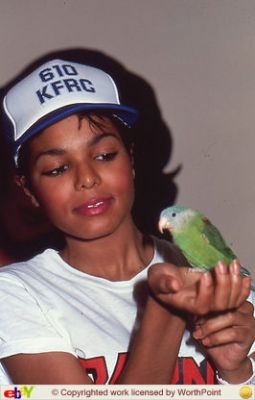 jj_withlatoya_06.jpg