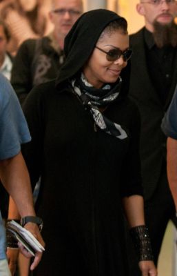 2011_BerlinAirport5.jpg