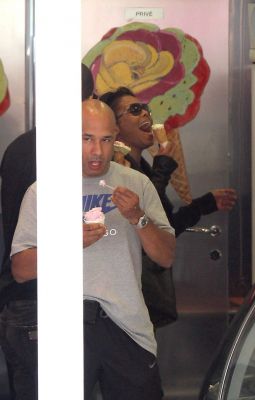 jj_IceCreamCannes_2011_6.jpg