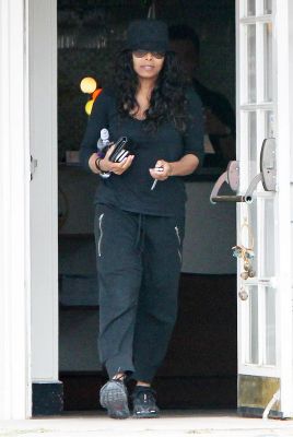 jj_OutShopLA_12_1.jpg